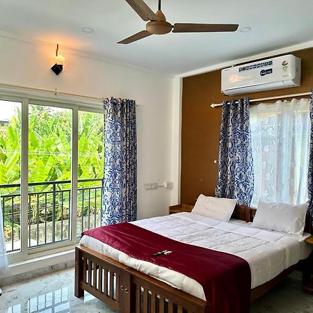 Отель M M Residency Коччи Экстерьер фото