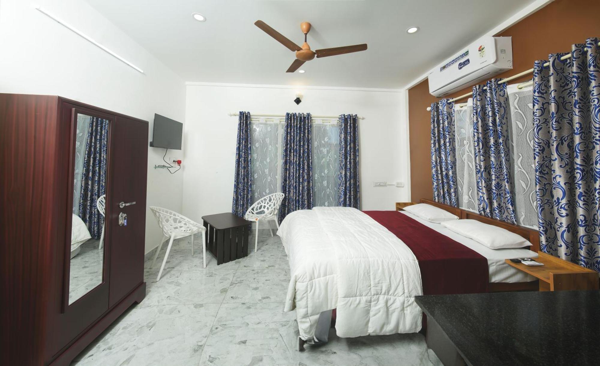 Отель M M Residency Коччи Экстерьер фото